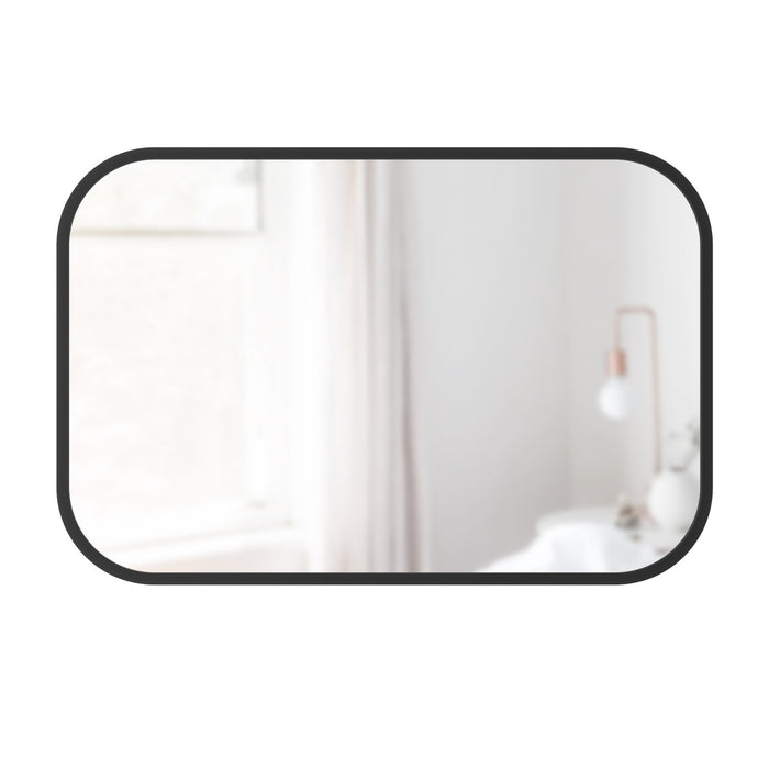Miroir rectangulaire Hub de Umbra de 24 po x 36 po - noir