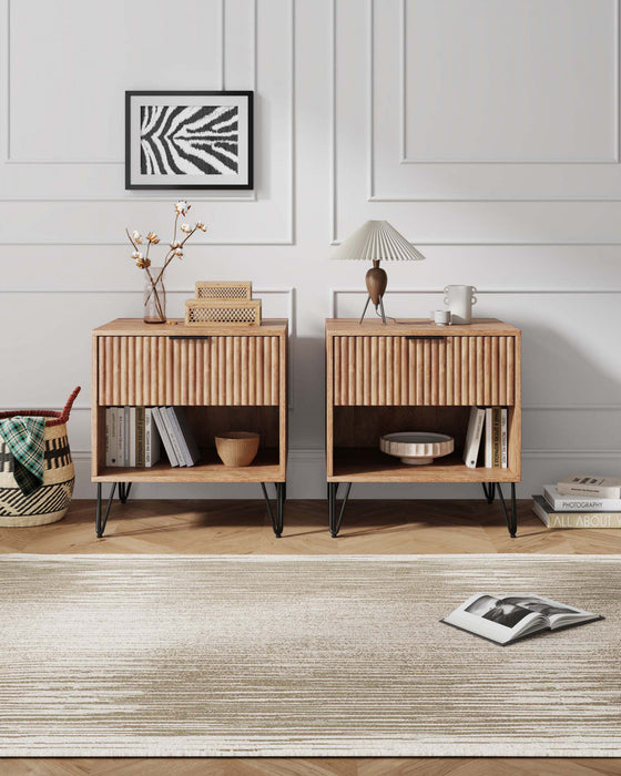 Table de nuit moderne Dumbo 20\" a cannelures en brun dore (1 tiroir) – Lot de 2