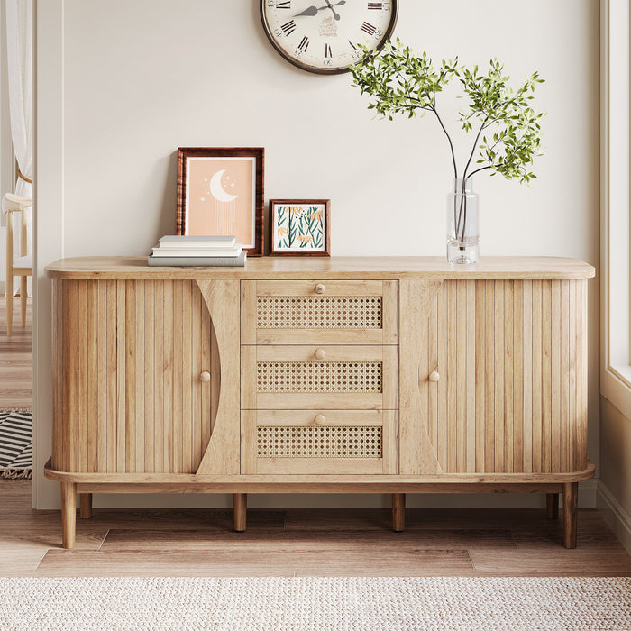 James 55.3\" Cabinet Moderne Minimaliste en Bois avec Portes Coulissantes et Etageres Ajustables, Naturel