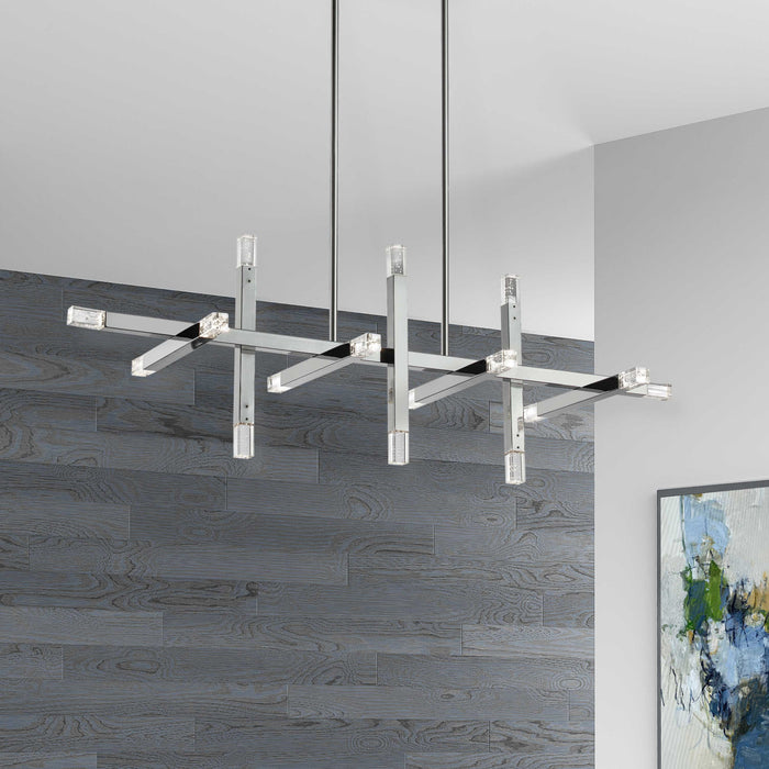 Lustre horizontal Francesca de Dainolite en acrylique qui diffuse la lumière, avec fini chromé poli et ampoule de 48 W