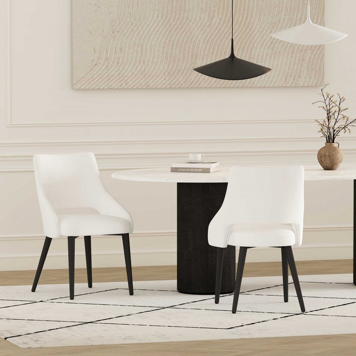 Chaise de salle a manger moderne Tremont en cuir vegetalien blanc avec structure en metal - Lot de 2