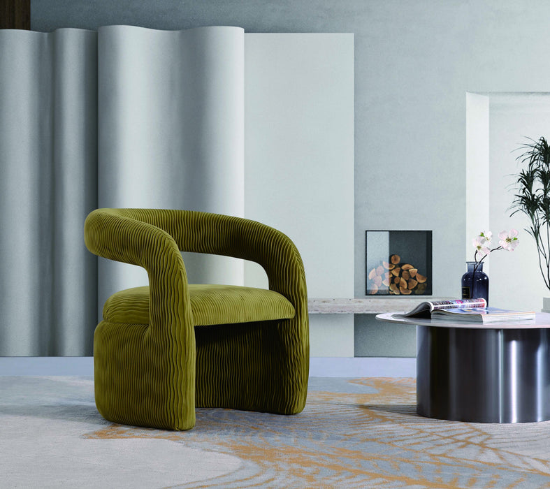 Fauteuil lounge Corvette style moderne du milieu du siecle en velours vert olive