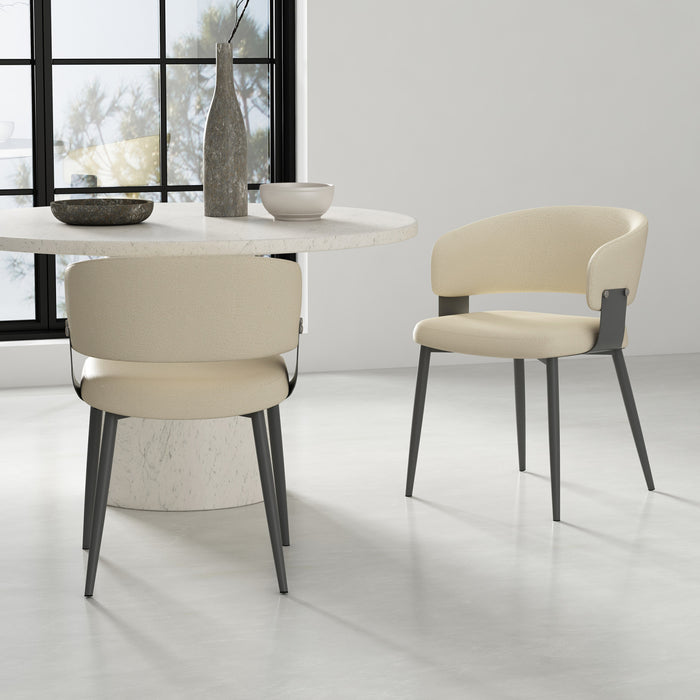 Chaise de salle a manger moderne Luce en cuir vegetalien texture et metal, sable - Lot de 2