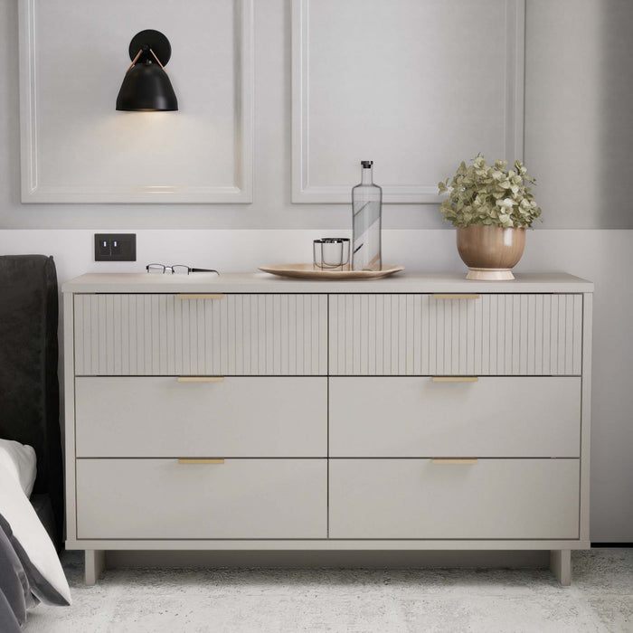 Commode Granville Moderne 55\" en gris clair (6 tiroirs)