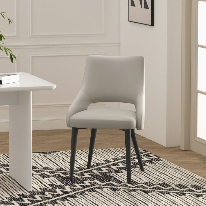 Chaise de salle a manger moderne Tremont en metal et cuir vegetalien gris pierre
