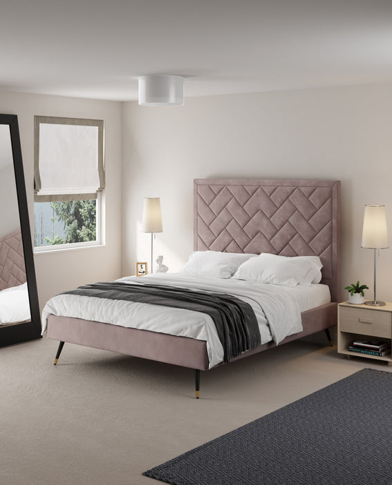 Lit Queen Moderne Rembourre en Velours Crosby, Coloris Blush