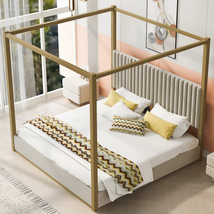 Lit plateforme Sophia a baldaquin avec tete de lit en mousse et velours, taille king, beige