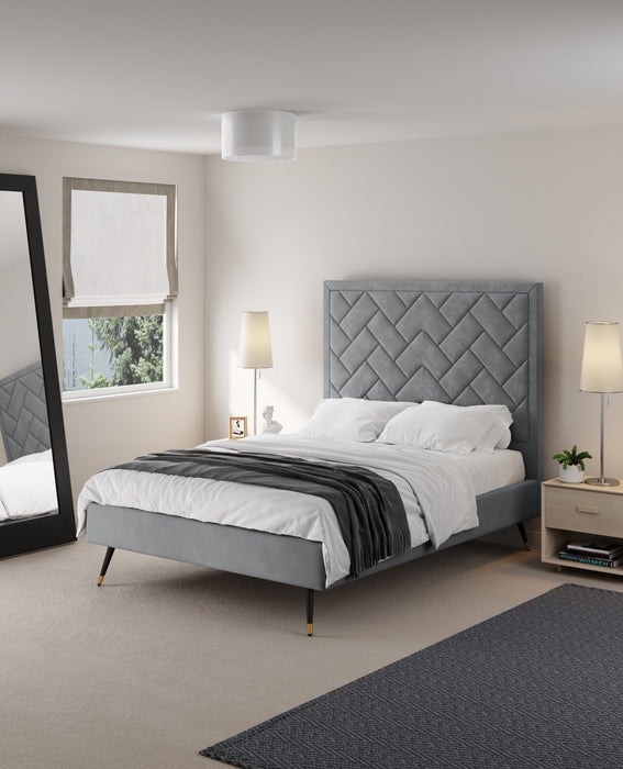 Lit double moderne Crosby en velours gris capitonne