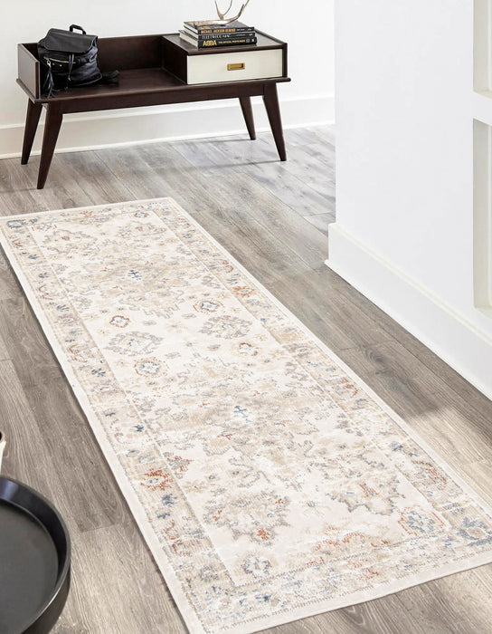 Carpette longue Rococo ivoire - 2 pi 8 po x 8 pi 2 po  