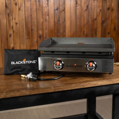 Gril de table Blackstone 22\" avec couvercle et adaptateur pour propane - 2427