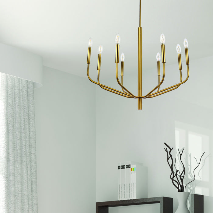 Lustre Eleanor de Dainolite avec fini laiton vieilli et 8 ampoules