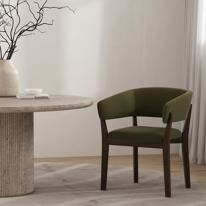 Fauteuil Blake moderne en bois avec effet mohair vert