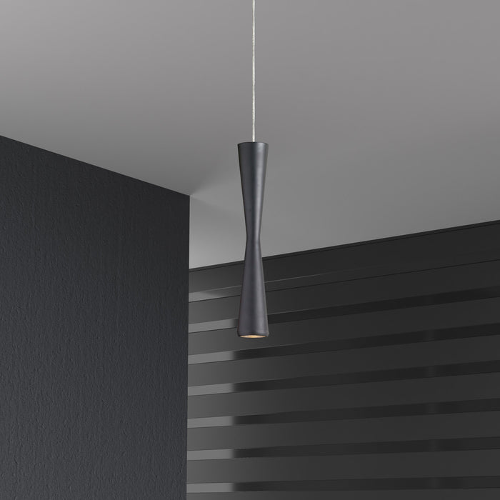 Luminaire suspendu Percita de Dainolite avec fini noir mat et ampoule à DEL de 5 W