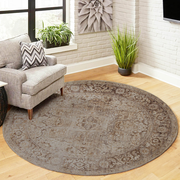 Tapis Traditionnel Selena 5'0\" x 5'0\" en Gris
