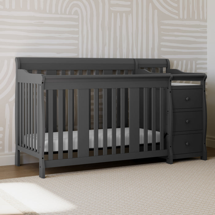 Storkcraft Portofino Lit de bebe convertible 4-en-1 avec table a langer - Gris