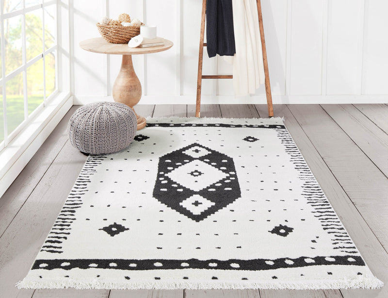 Tapis Contemporain Lyra 5'3\" x 7'2\" en Ivoire