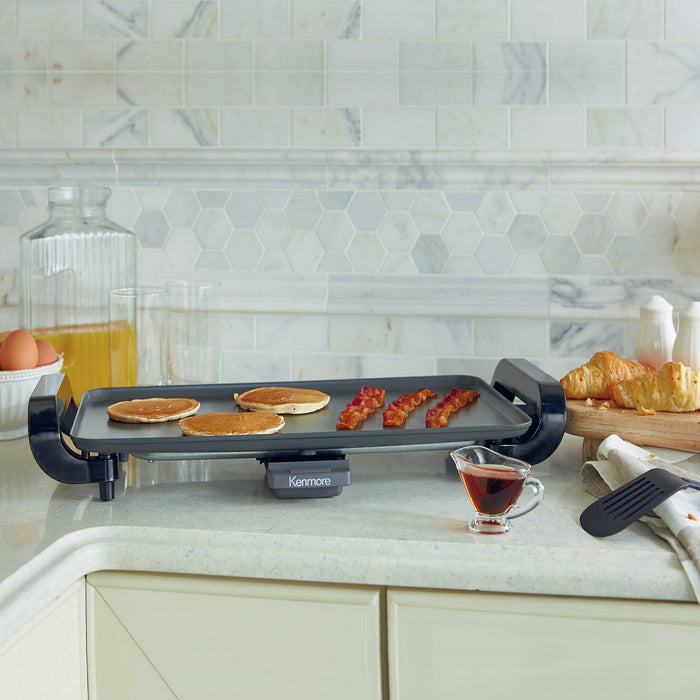 Plaque chauffante électrique antiadhésive Kenmore 10 po x 18 po, grise - KKNSEGGrey