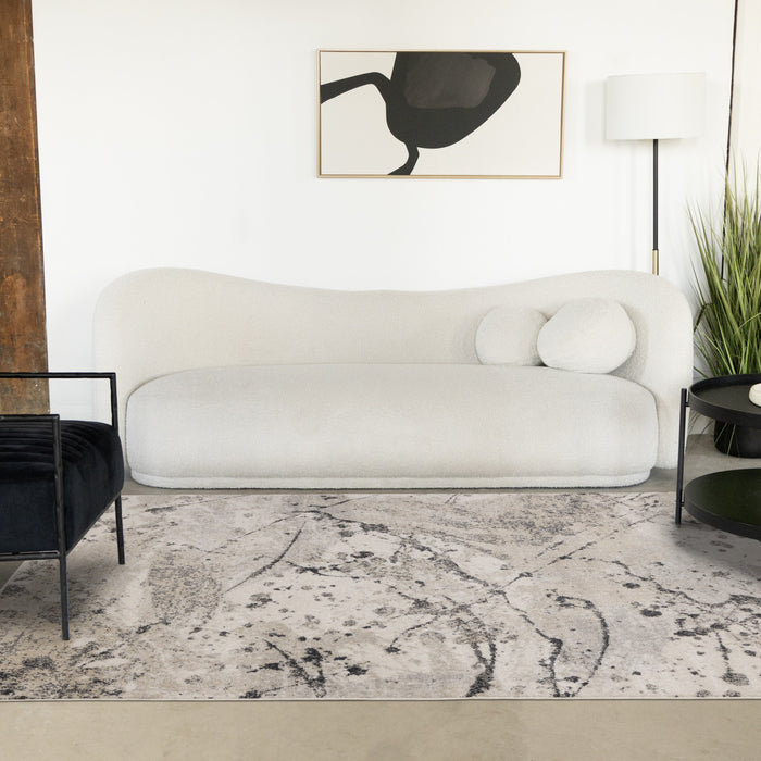 Tapis Sophie a motif d'eclaboussures de peinture grises, beiges, noires et blanches, 5'3\" x 7'7\"