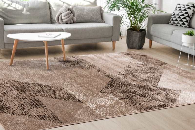 Carpette May à motifs géométriques vieillis - 5 pi 3 po x 7 pi 7 po