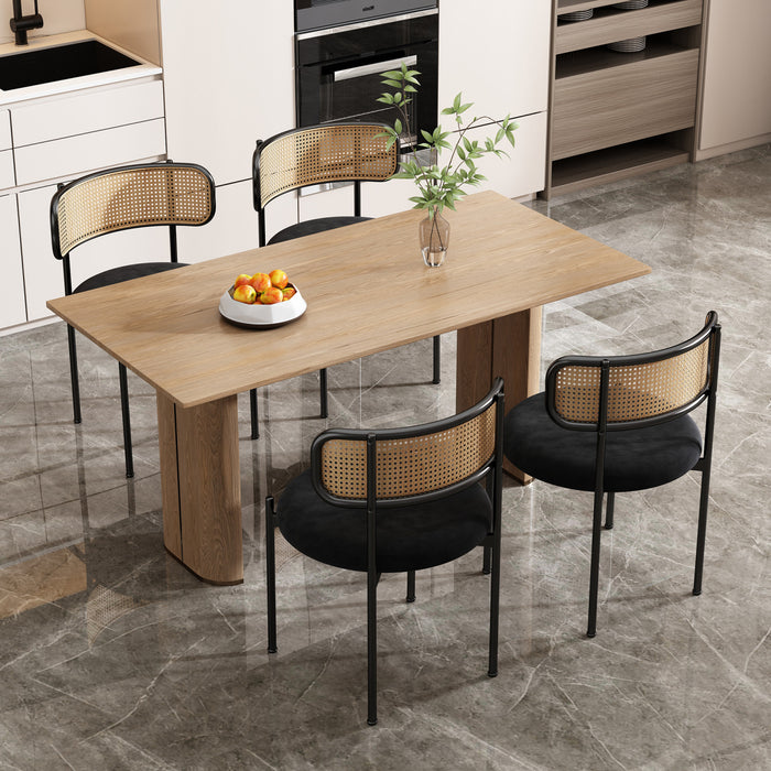 Chaises de salle a manger Mason en rotin avec pieds en metal et coussins en velours, lot de 4, noir