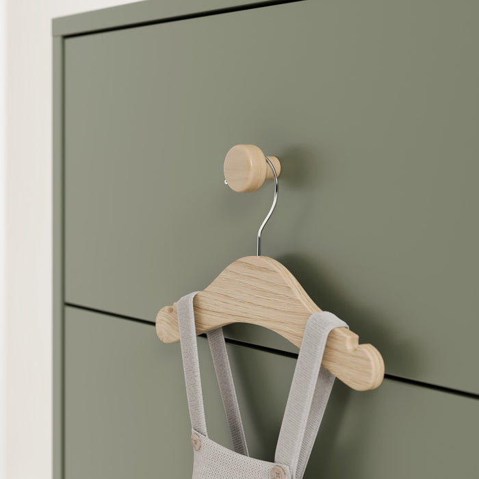 Storkcraft California 6 Commode a tiroirs - Olive avec bois clair