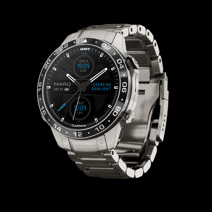 Garmin Marq Aviator Gen 2 Montre Intelligente De Luxe - Ultra Durable Avec Boitier En Titane Et Ecran Amoled