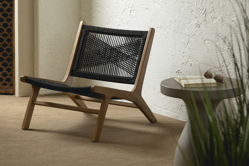 Fauteuil de détente Agave en teck et en corde tressée - noir et naturel