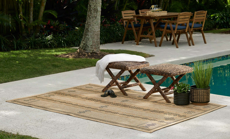 Tapis Transitionnel Elowen 5'3\" x 7'0\" en Ivoire