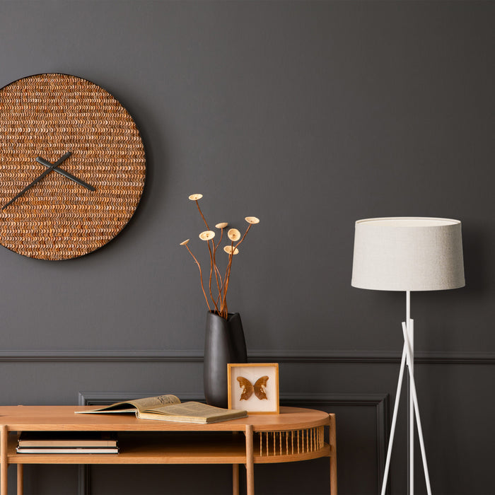 Lampe à pied élégante blanche de 66 po à pattes croisées avec abat-jour en tissu