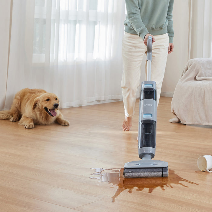 Aspirateur-balai et nettoyeur de plancher sans fil GH303 H2O Sense de Tineco avec détection de dégât - FW1A0200US