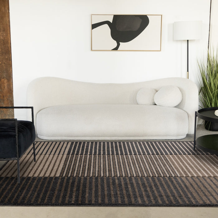 Tapis Maverick beige, brun et noir a rayures, 5'3\" x 7'7\"