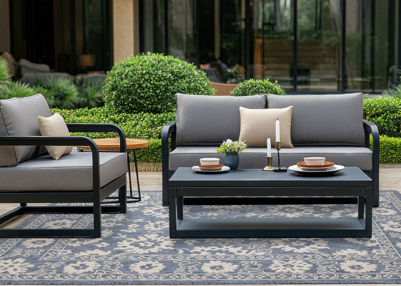 Tapis d'exterieur Cabana bleu et blanc a bordure elegante, 6'7\" x 9'6\"