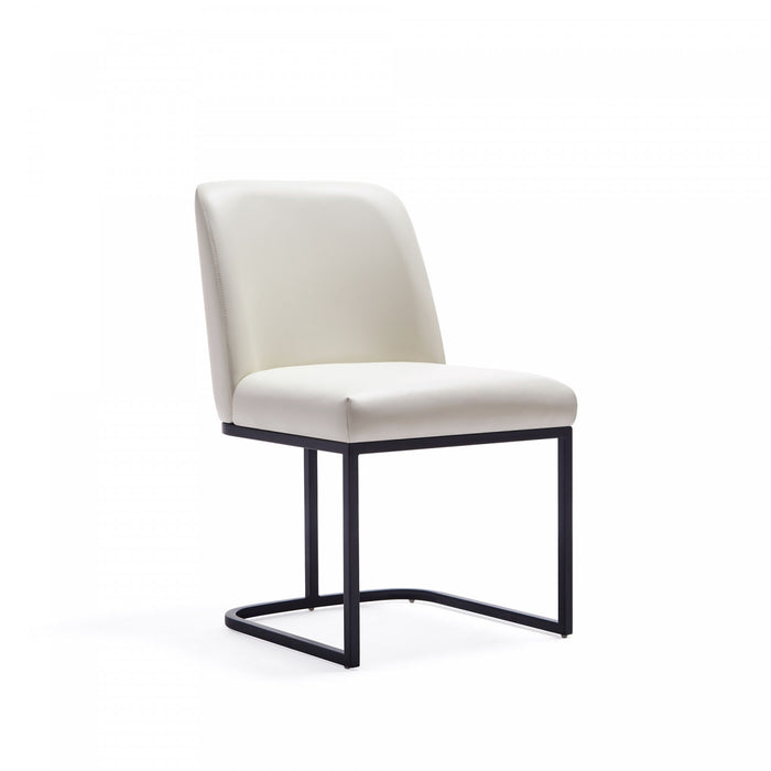 Chaise de salle a manger moderne en metal et cuir vegetalien Serena, ivoire - Lot de 2