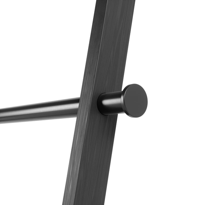 Portemanteau en échelle moderne Leana de Umbra en peuplier - noir