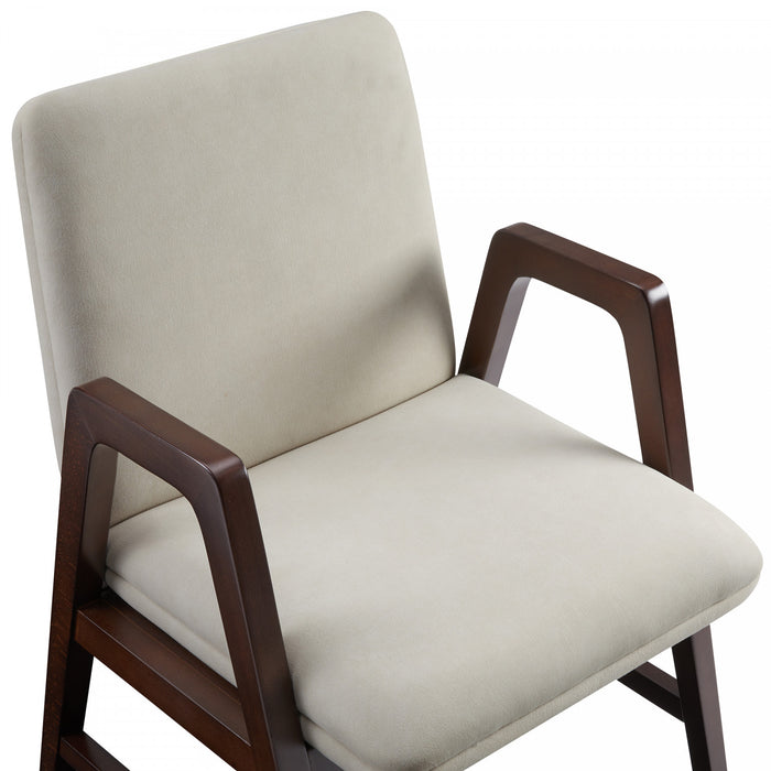 Fauteuil moderne en bois et velours Stella, coloris champagne