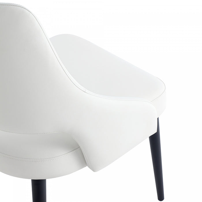 Chaise de salle a manger moderne Tremont en metal et cuir vegetalien blanc