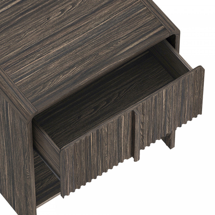 Table de nuit contemporaine Novara 56 cm en noyer Jacobean (1 tiroir)