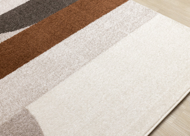 Carpette Marley taupe et sang-de-bœuf à motif de courbes géométriques - 5 pi 3 po x 7 pi 7 po