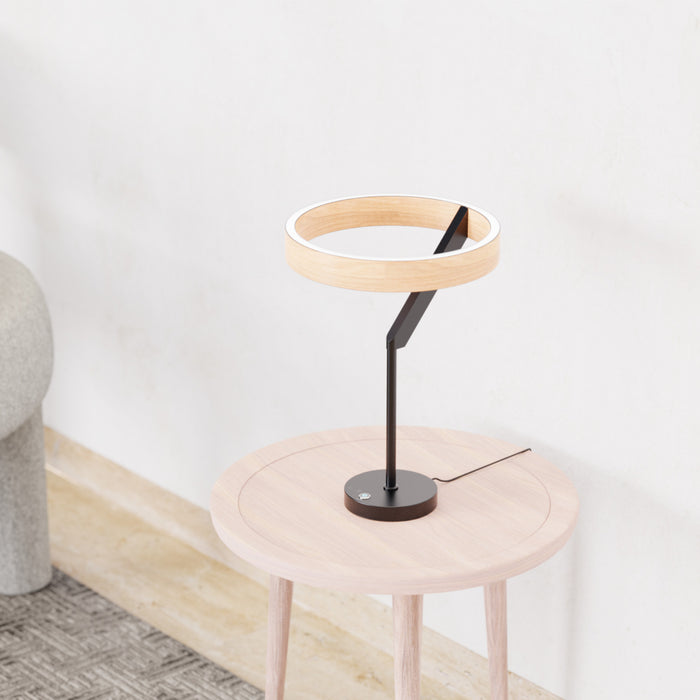 Lampe de table à DEL de 18 po noir mat de conception inclinée