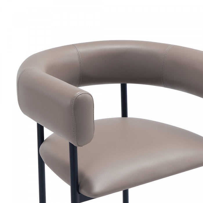 Chaise de salle a manger contemporaine Onda en cuir vegetalien et metal, coloris taupe