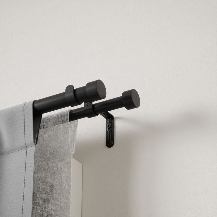  Tringle à rideaux extensible double Cappa de Umbra noir brossé de 1 po - 36 po à 66 po