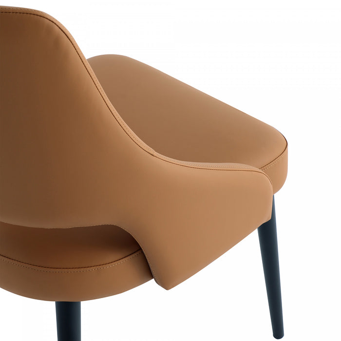 Chaise de salle a manger moderne Tremont en cuir vegetalien et metal, couleur selle - Lot de 2