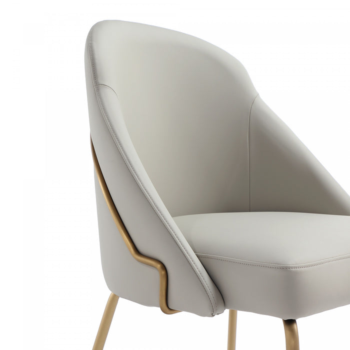 Chaise de salle a manger moderne Gracie en cuir vegetalien et metal, gris pierre et or - Lot de 4