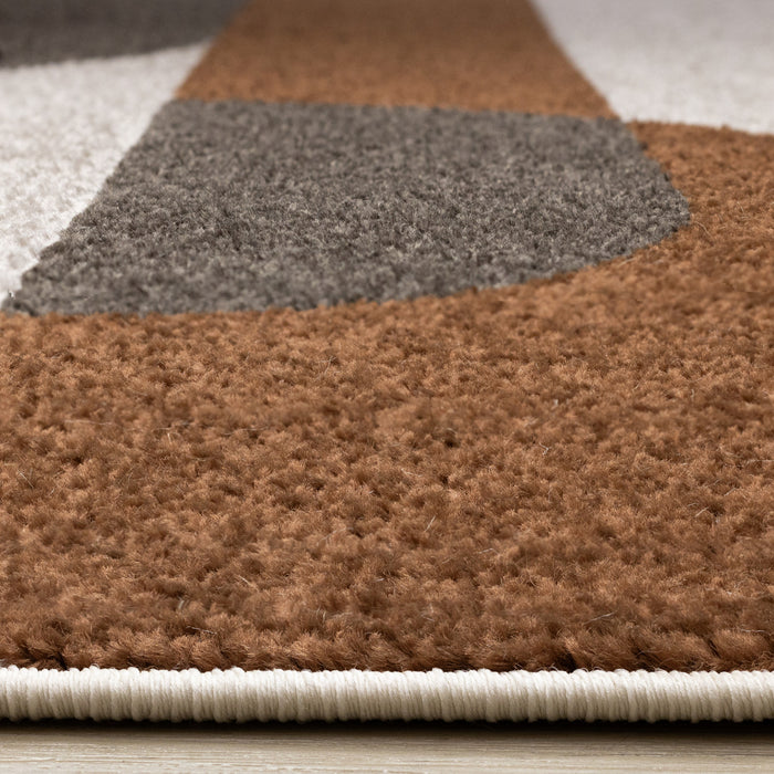 Carpette Marley taupe et sang-de-bœuf à motif de courbes géométriques - 5 pi 3 po x 7 pi 7 po