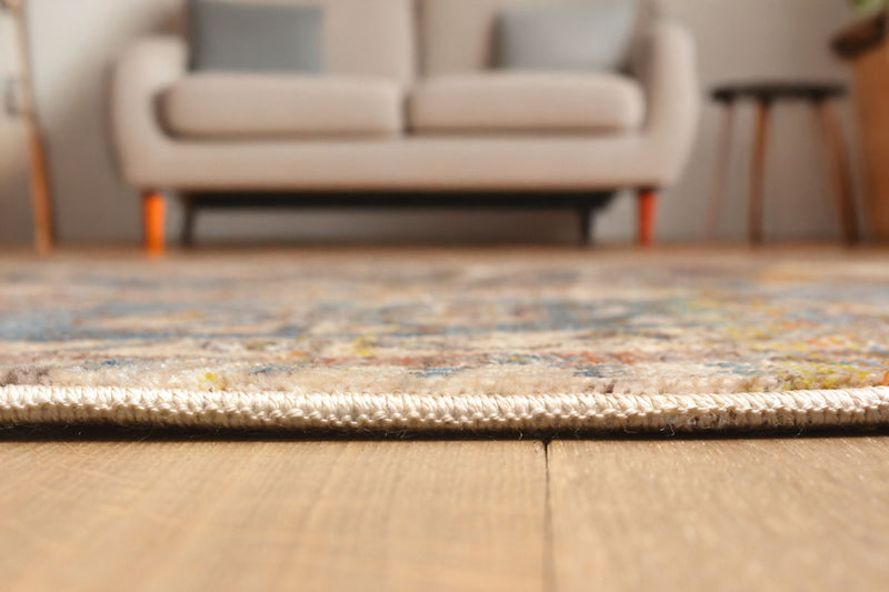Tapis Traditionnel Irina 5'0\" x en Multi