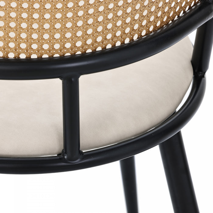Chaises de salle a manger modernes Oliver avec assise rembourree en PU et dossier en rotin PE, lot de 4, noir