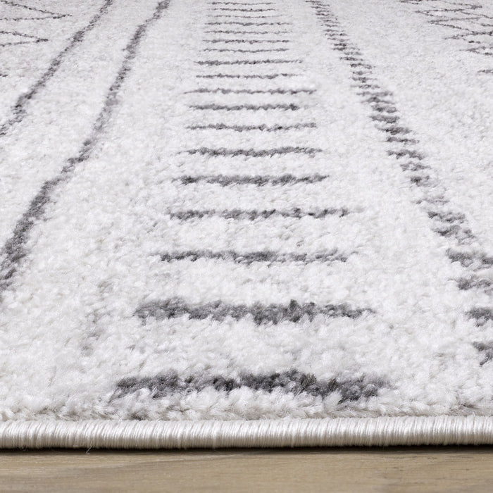 Tapis Emmett frise a inspire de tribal gris, 7'10\" x 10'6\"