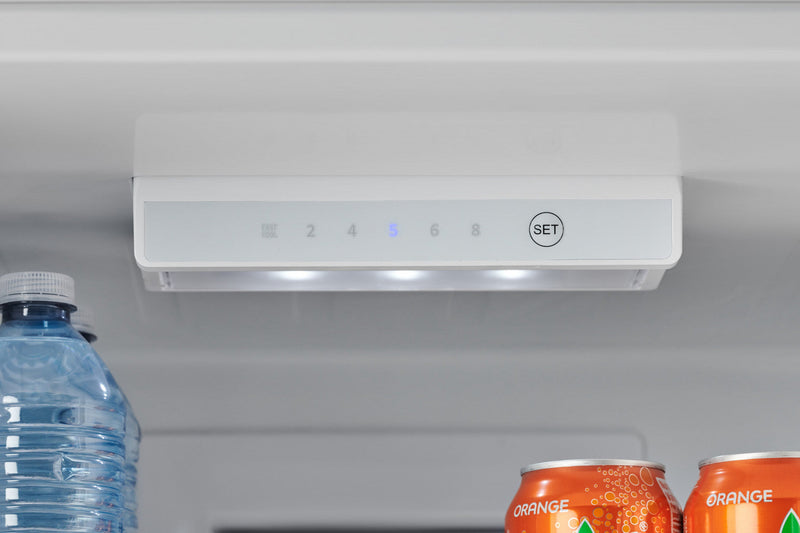 Réfrigérateur rétro iio de 11 pi³ à congélateur inférieur - ALBR1372W-L