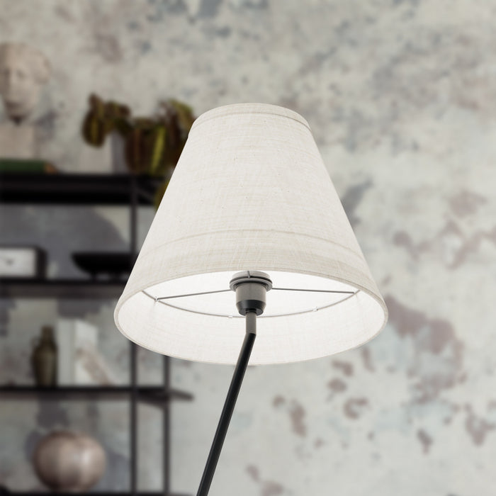 Lampe de table noire de 23 po à base angulaire avec abat-jour conique