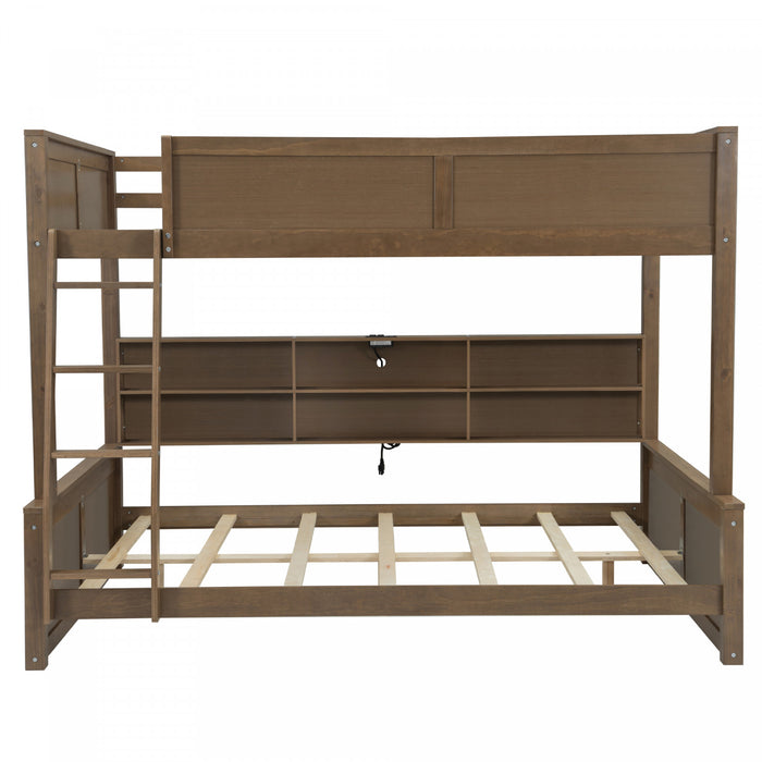 Lit superpose Liam en bois massif Full XL sur Queen avec rangement et ports USB, brun